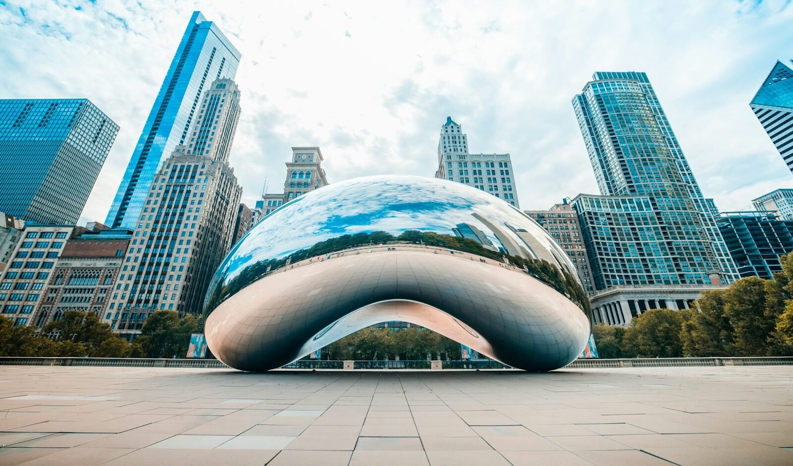 cloud gate in city during daytime