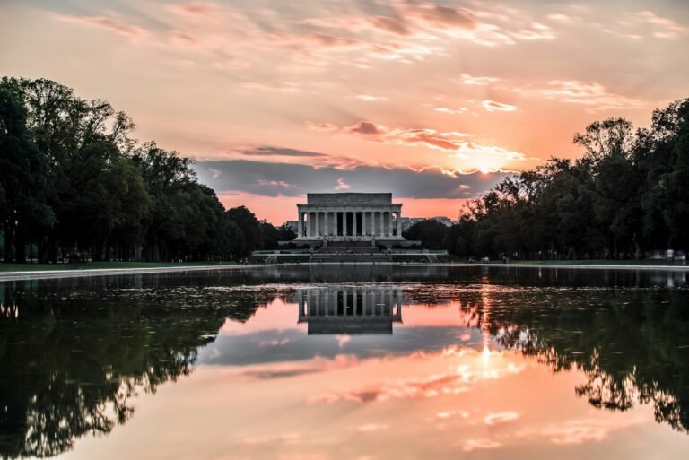 washington dc travel guide body of water near building