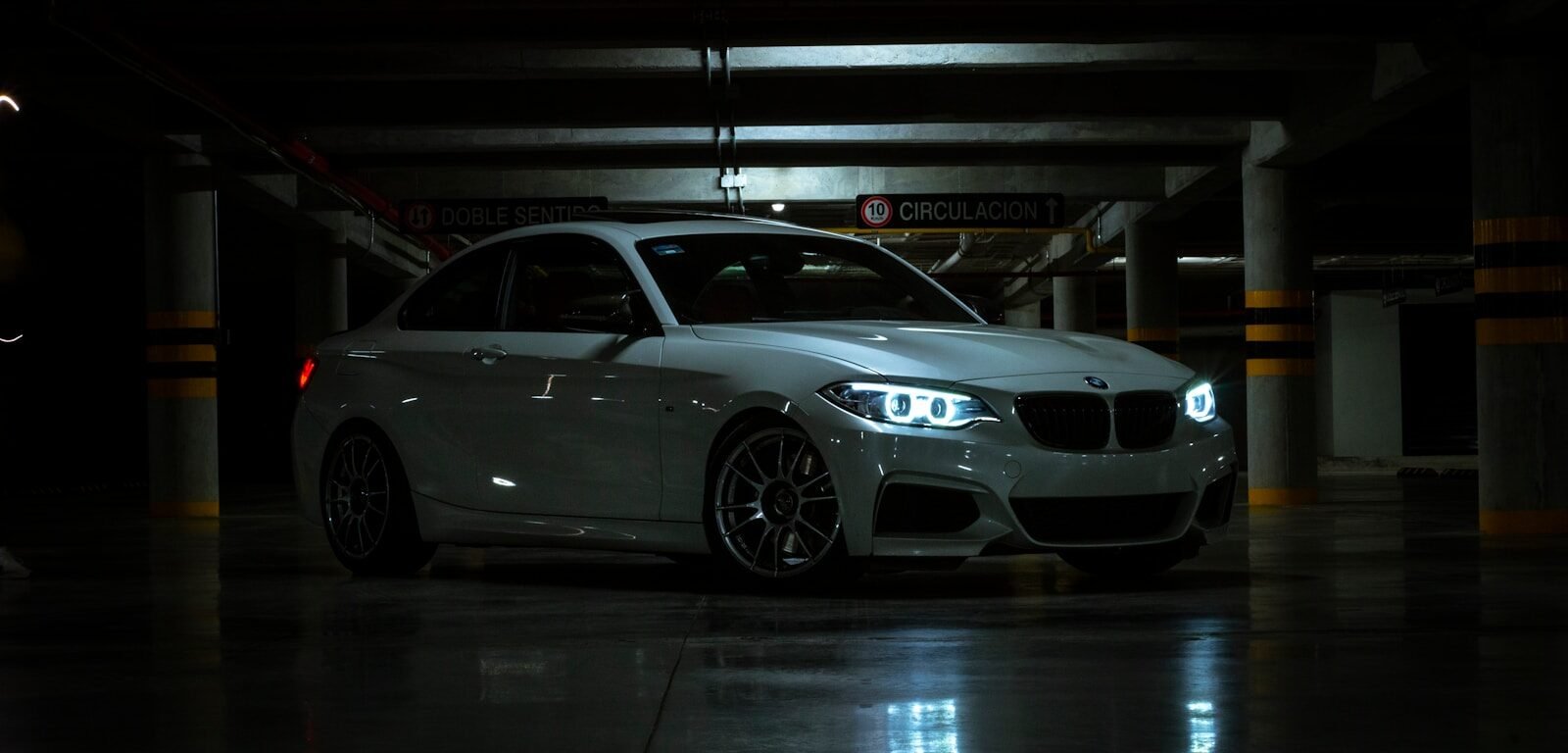 economy bookings silver bmw m 3 coupe