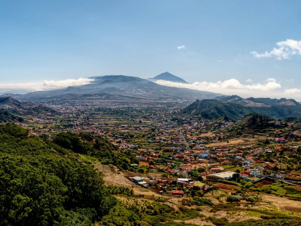 Las Mercedes, Caracas, Miranda, Venezuela
aerial photograph of city near mountain