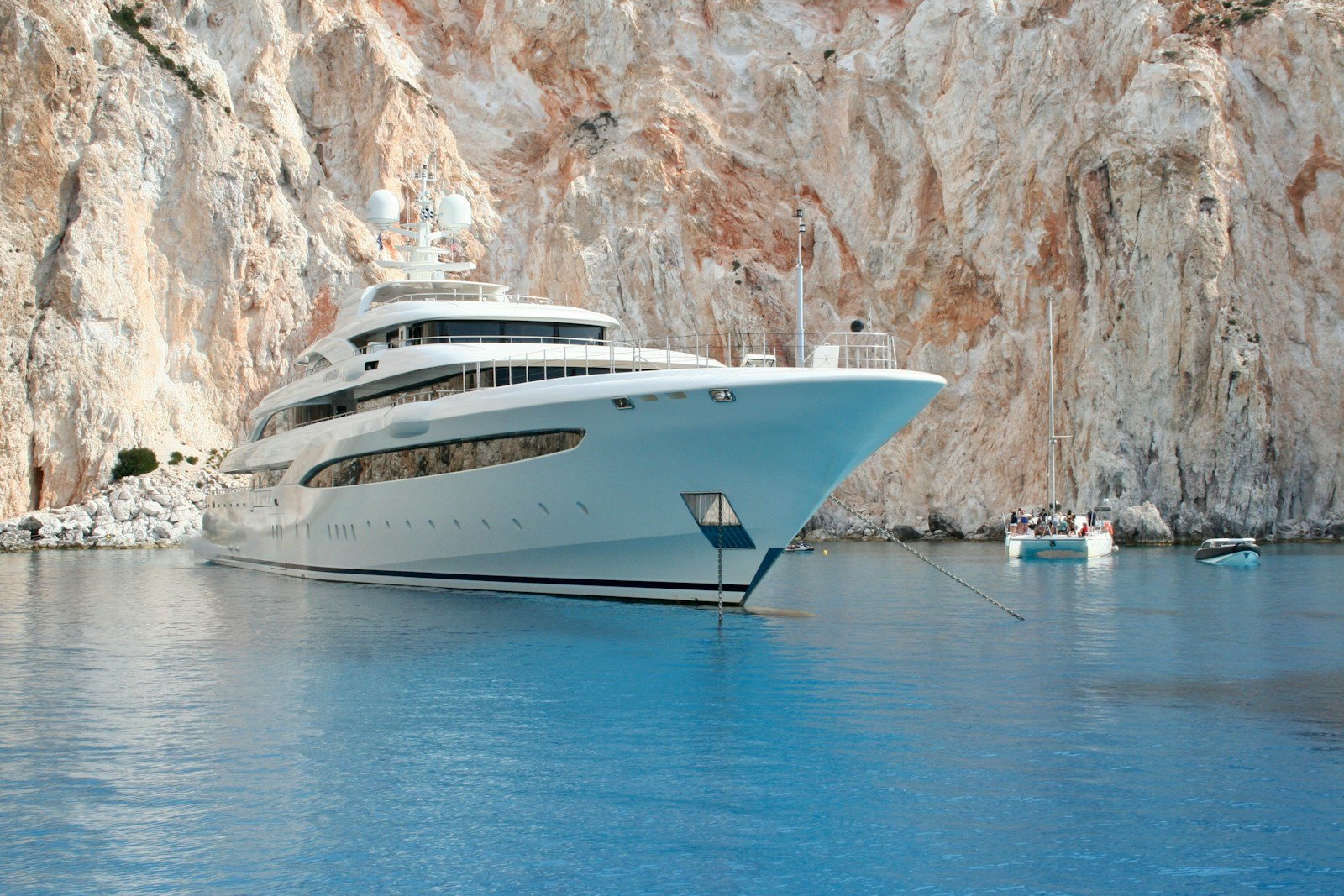 searadar white and blue cruise ship on blue sea during daytime