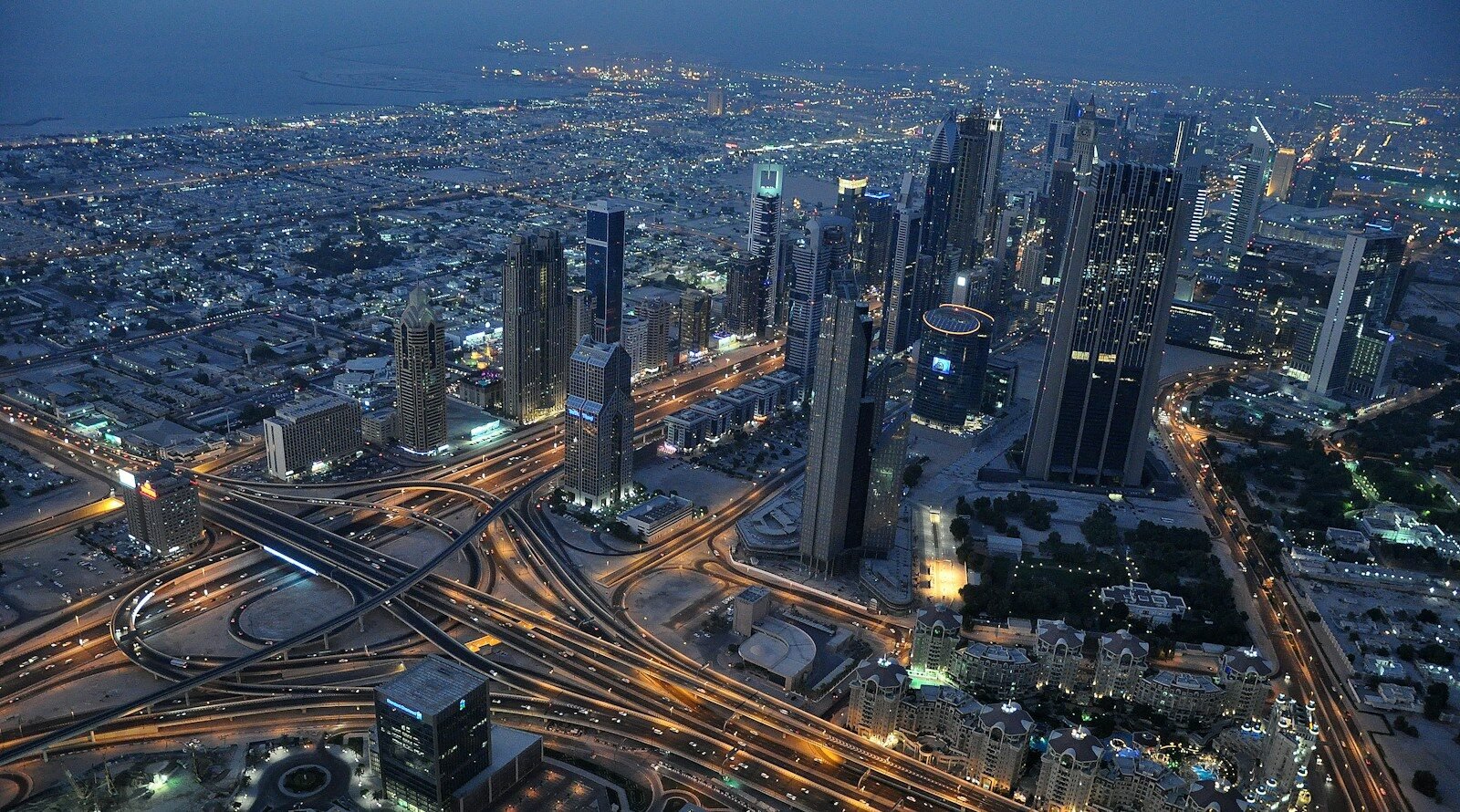 United Arab Emirates Travel Guide high angle photo of high-rise buildings